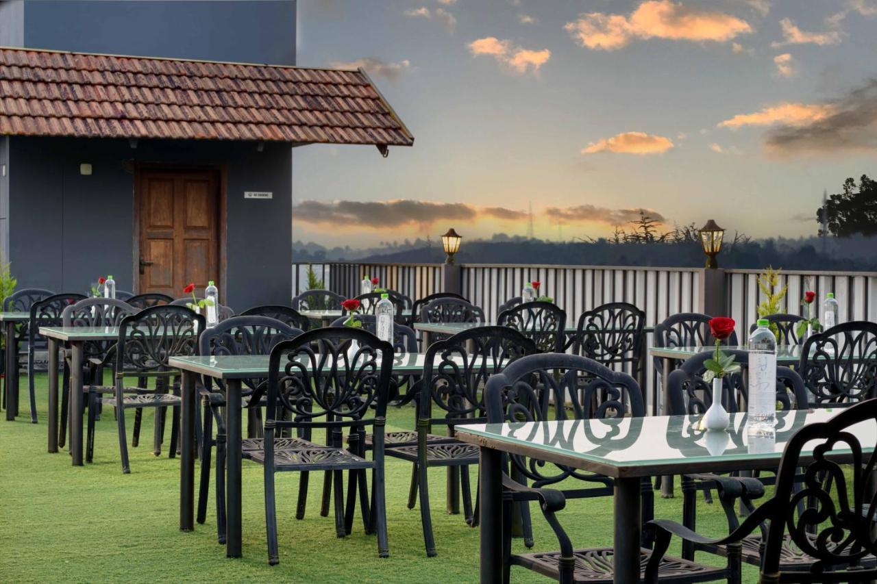Fern Tree Resort مانانثافادي المظهر الخارجي الصورة