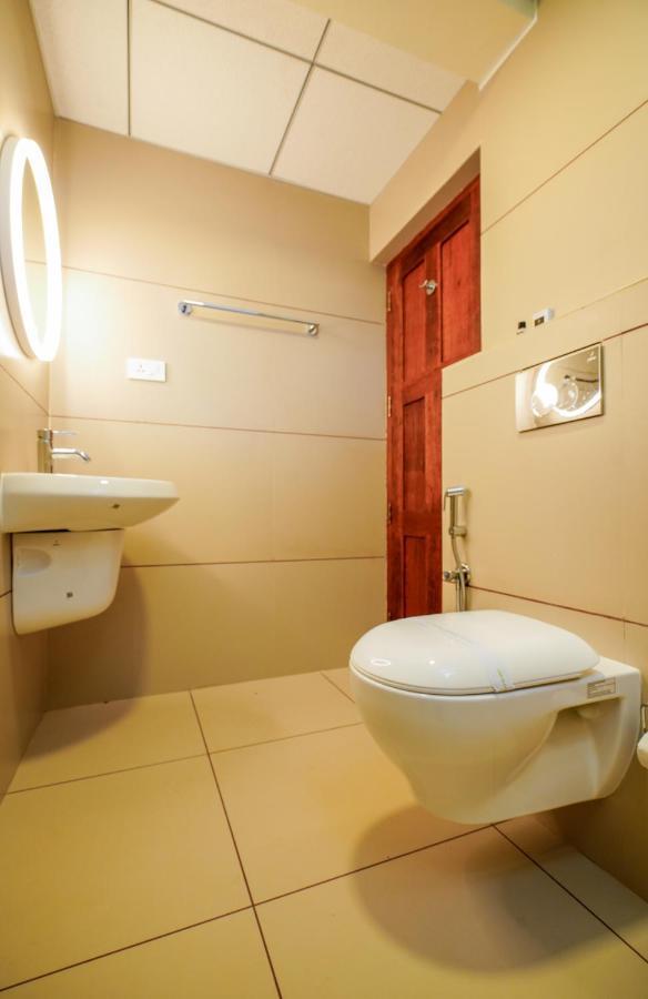Fern Tree Resort مانانثافادي المظهر الخارجي الصورة